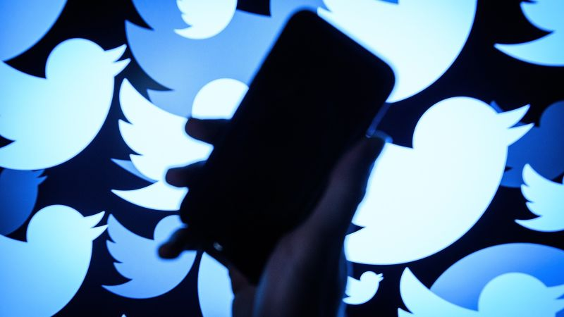 Illustration for article titled Twitter permitirá volver al orden cronológico, y no te imaginas lo raro que es